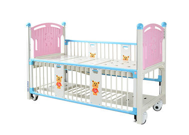 बच्चों के लिए दो क्रैंक पिंक हॉस्पिटल पीडियाट्रिक बेड बैकरेस्ट एडजस्टेबल