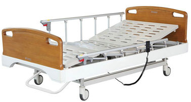 विकलांगों के लिए 3 समारोह मोबाइल इलेक्ट्रिक नर्सिंग होम बेड Sickbed